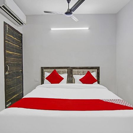 Hotel Green Olive Nueva Delhi Exterior foto