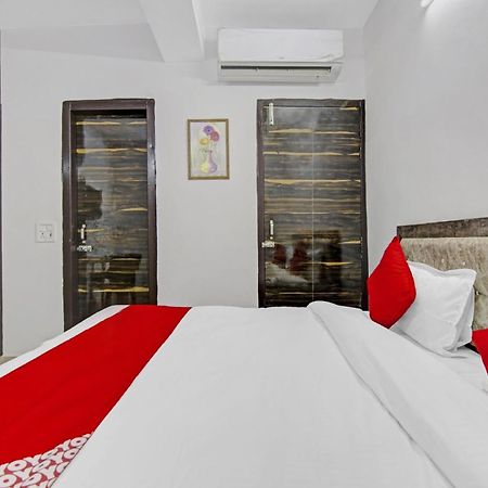 Hotel Green Olive Nueva Delhi Exterior foto